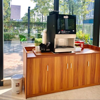 ซื้อ เครื่องขายกาแฟอัตโนมัติ 220V 50HZ ถั่วไปถ้วย 420*450*700mm การผลิตออนไลน์