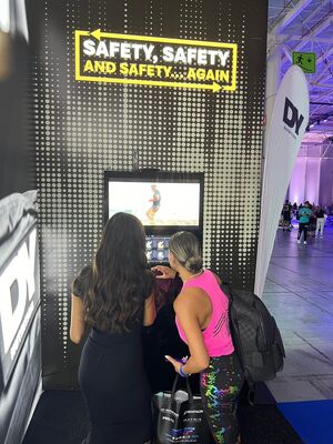 ราคาดี Best High Efficiency Auto Protein Shake Vending Machine Factory suit in Gym ออนไลน์